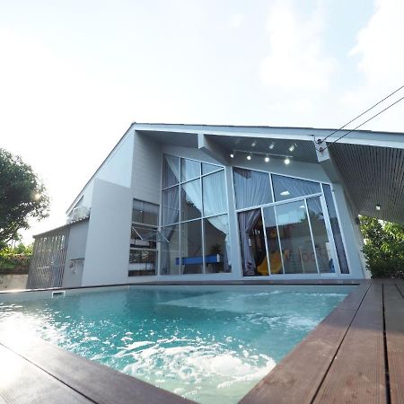 Pool Villa 3 Bedroom 10 Persons 5-Min To Tiger Zoo - Njoy Pool Villa Si Racha Exterior photo